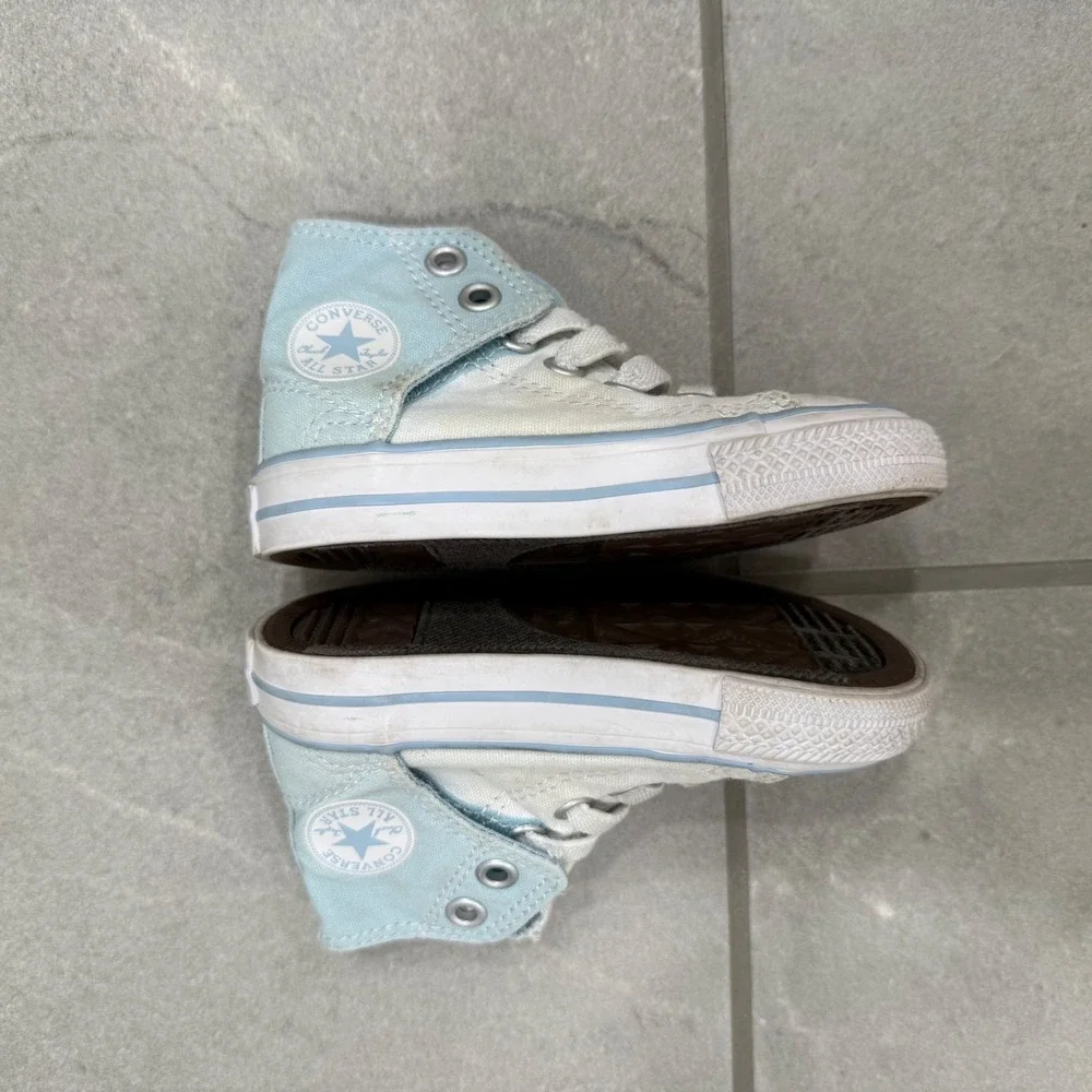 Converse Chuck Taylor All Star Infant Size 5 High Top Sneakers Blue 752584F